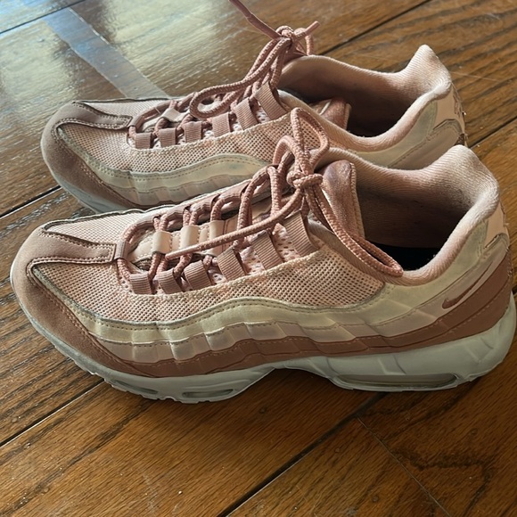 air max women size 9